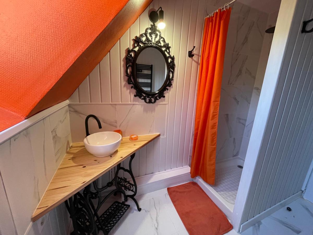 Belle Chambre Double Orange Tout Bonnement Bien Putot-en-Auge Exterior photo